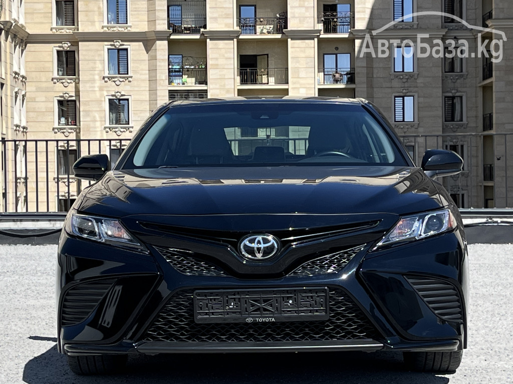 Toyota Camry 2017 года за ~1 932 800 сом