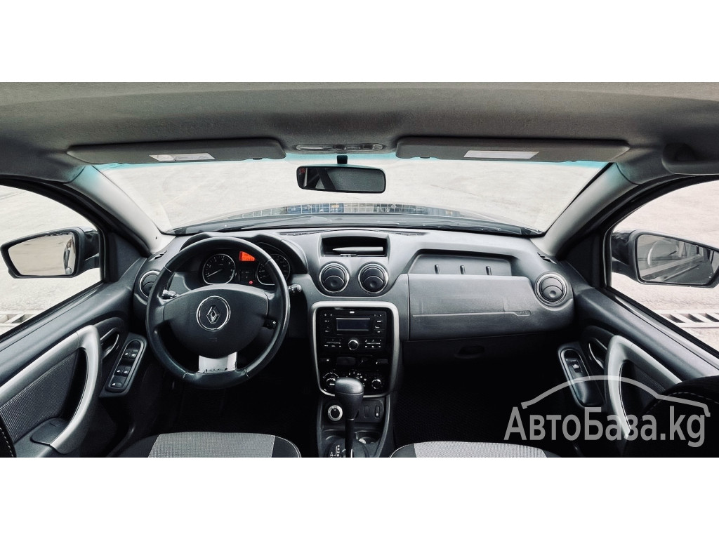 Renault Duster 2014 года за 10 000$
