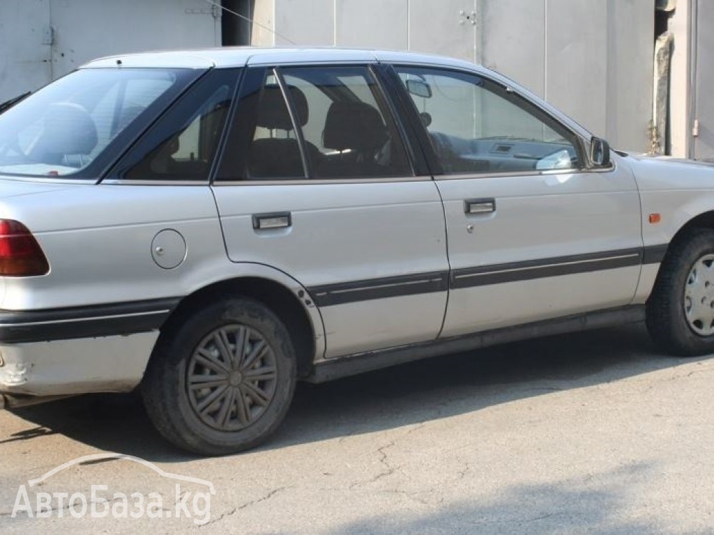 Mitsubishi Lancer 1993 года за ~138 000 сом