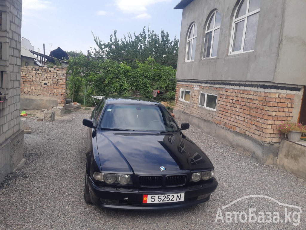 BMW 7 серия 2000 года за ~557 600 сом