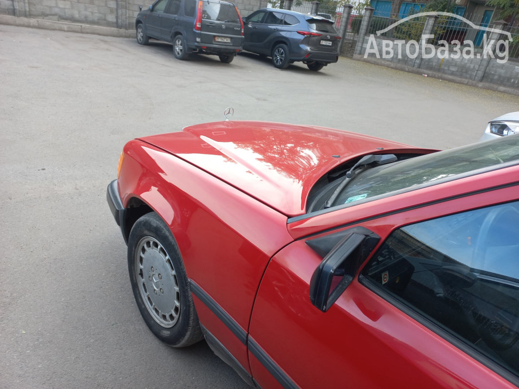 Mercedes-Benz E-Класс 1989 года за ~2 800$