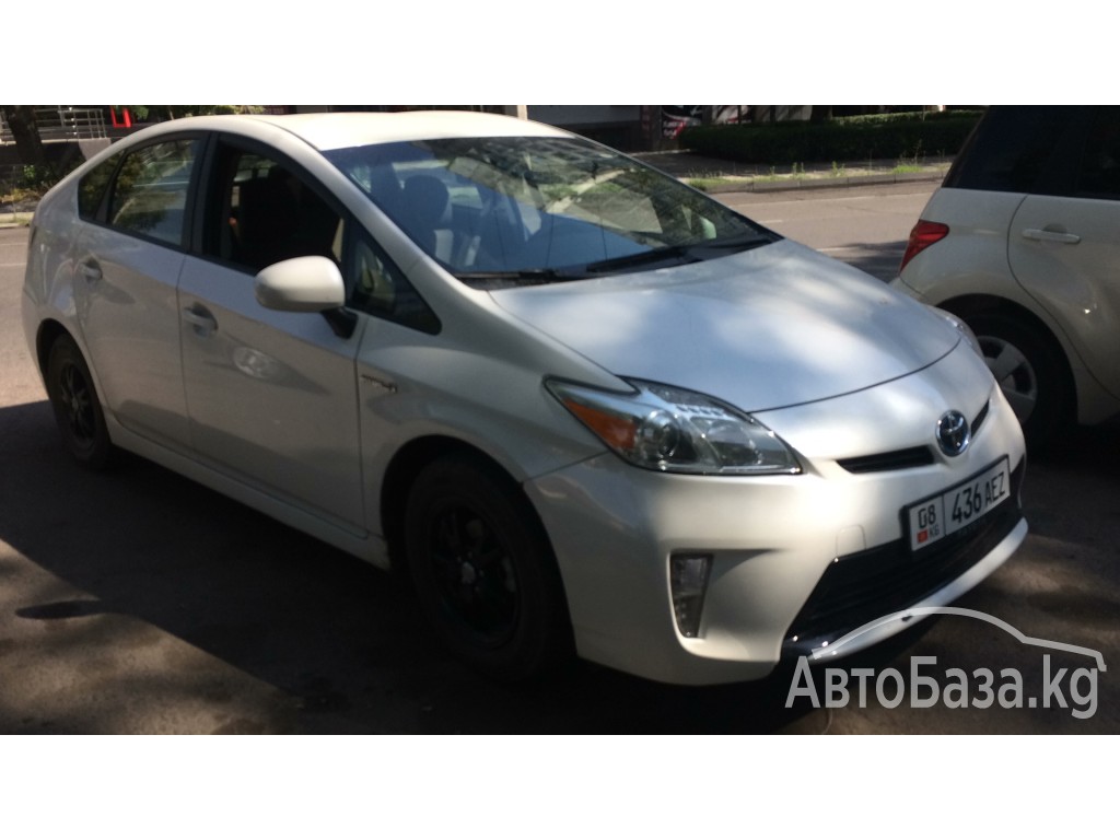 Toyota Prius 2014 года за ~973 500 сом