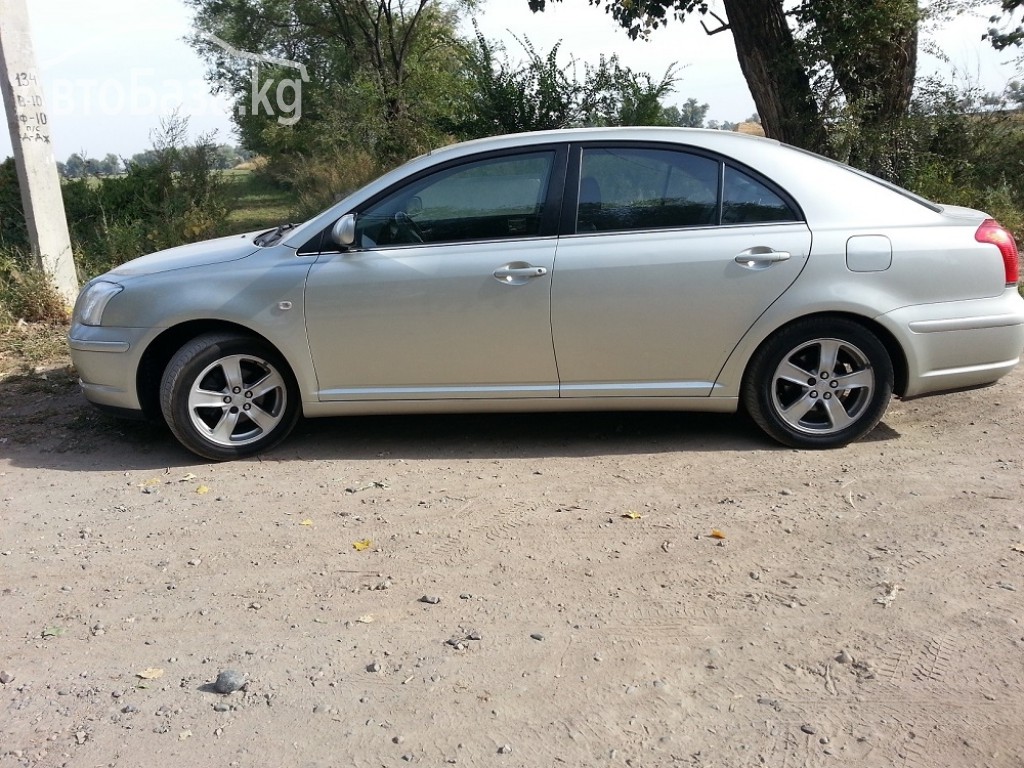 Toyota Avensis 2003 года за ~646 600 сом