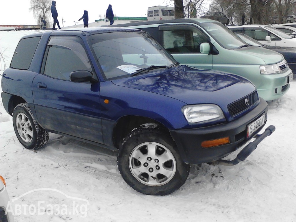 Toyota RAV4 1995 года за ~345 200 сом