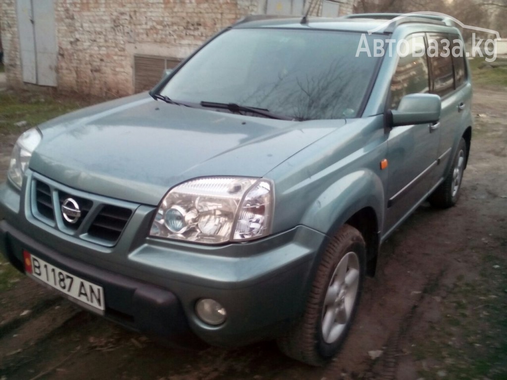 Nissan X-Trail 2002 года за 7 800$