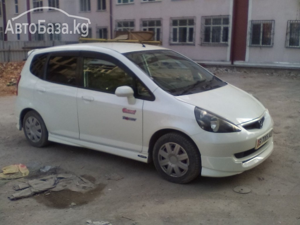 Honda Fit 2001 года за ~226 900 сом