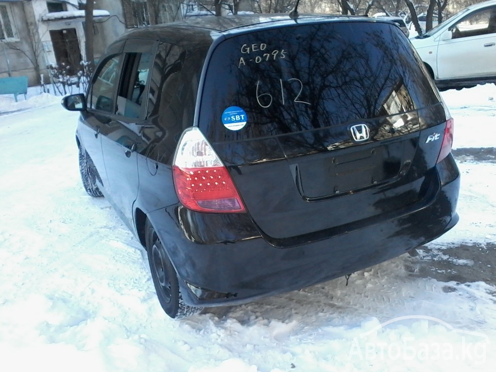 Honda Fit 2006 года за ~431 000 сом