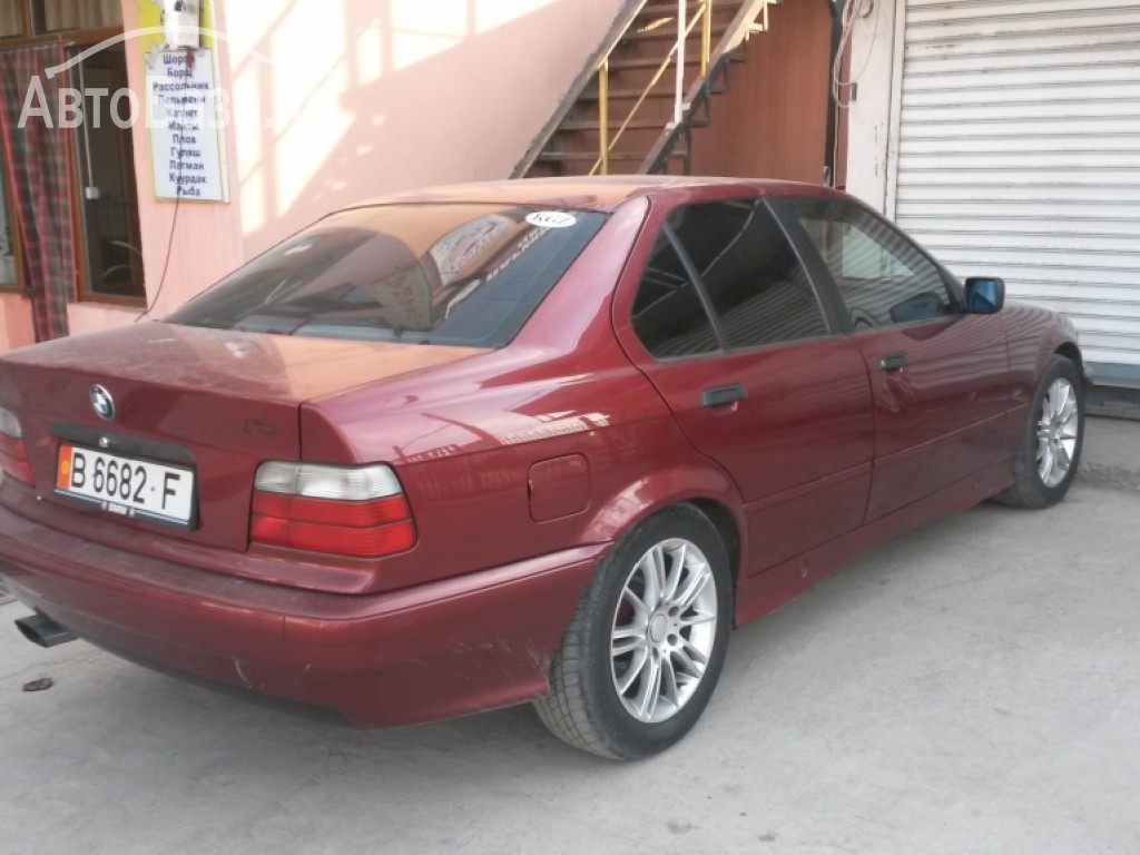 BMW 3 серия 2000 года за ~318 200 руб.