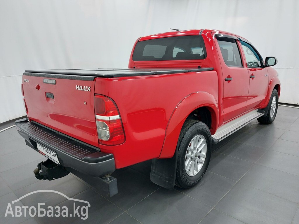 Toyota Hilux 2015 года за ~2 603 500 сом