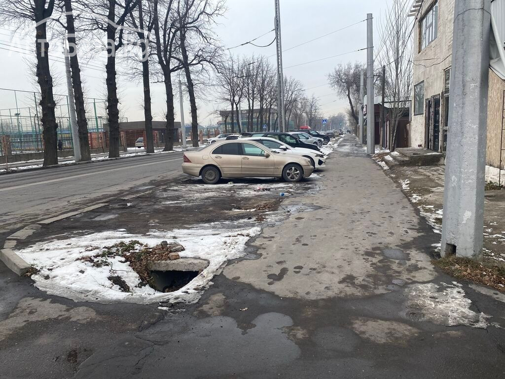 Продаю 3х этажное здание 243 кв.м., центр! ул. Ю. Абдрахманова
