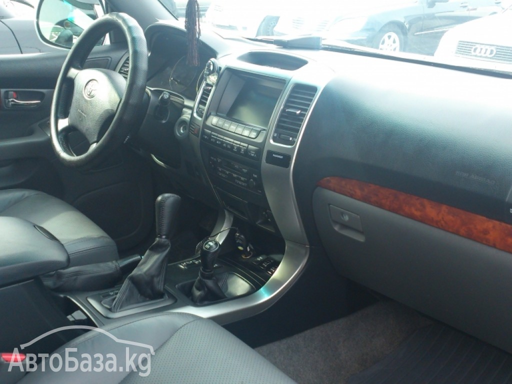 Toyota Land Cruiser Prado 2005 года за ~2 155 200 сом