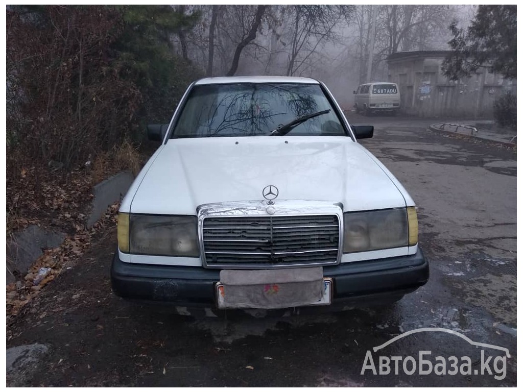 Mercedes-Benz E-Класс 1988 года за 140 000 сом
