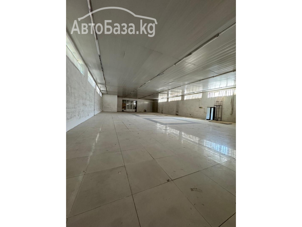 Продаю! коммерческое здание, на центр. улице города район рынка "Дордой" 