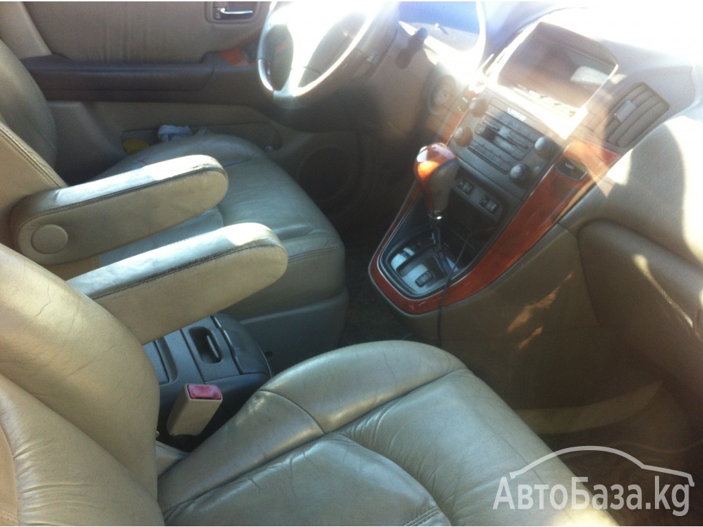 Lexus RX 2001 года за 395 000 сом