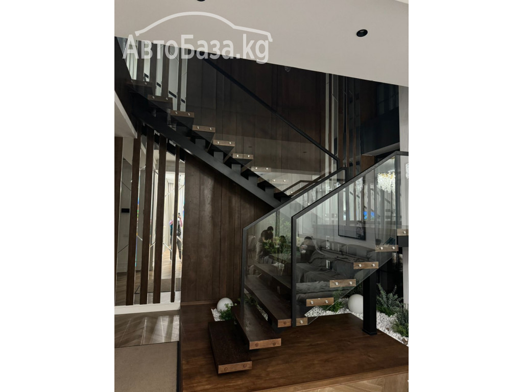 Изготовление лестниц в современном стиле!