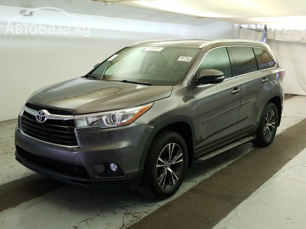 Toyota Highlander 2015 года за ~2 543 200 сом