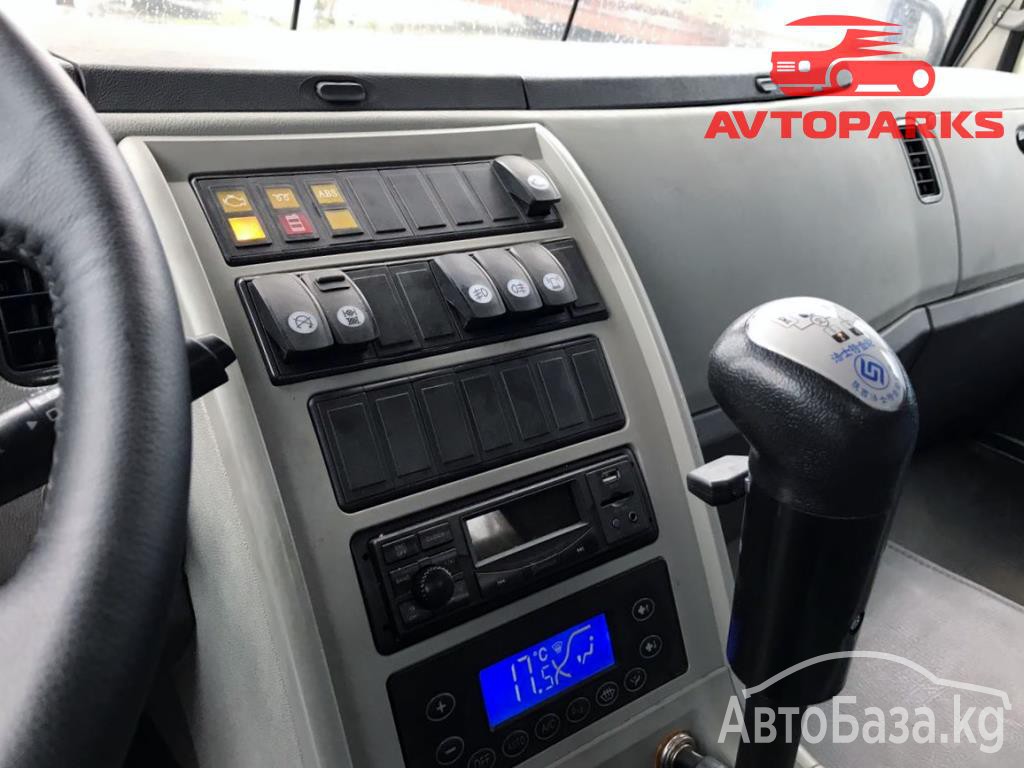 Автокран Zoomlion QY30Vf