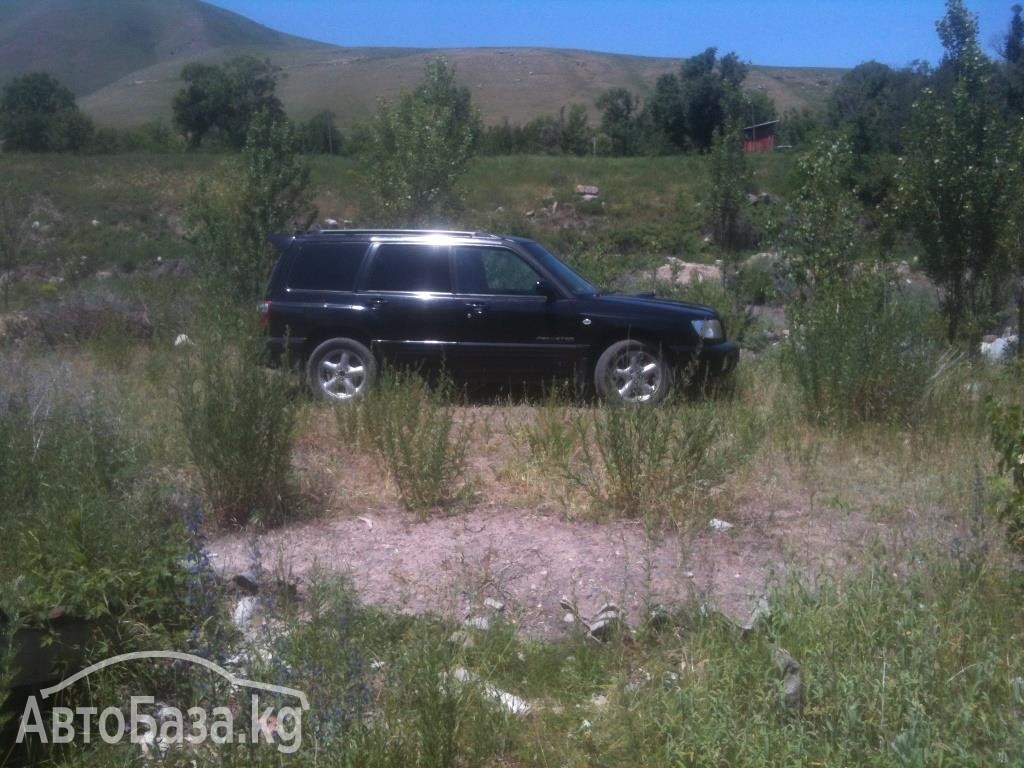 Subaru Forester 2000 года за ~318 200 руб.