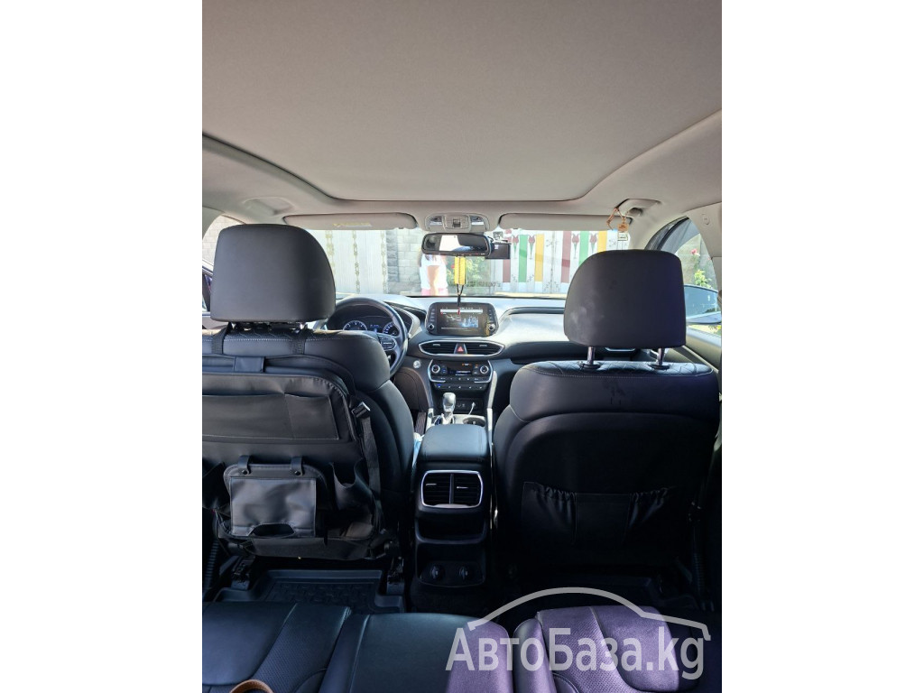 Hyundai Santa Fe 2017 года за ~2 149 200 сом