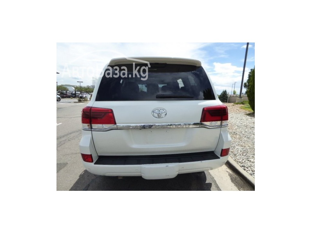 Toyota Land Cruiser 2016 года за ~1 478 300 сом