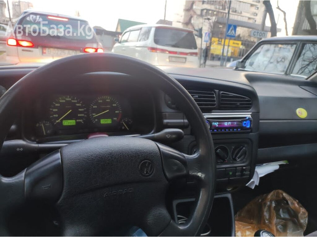 Volkswagen Vento 1994 года за 396 000 сом