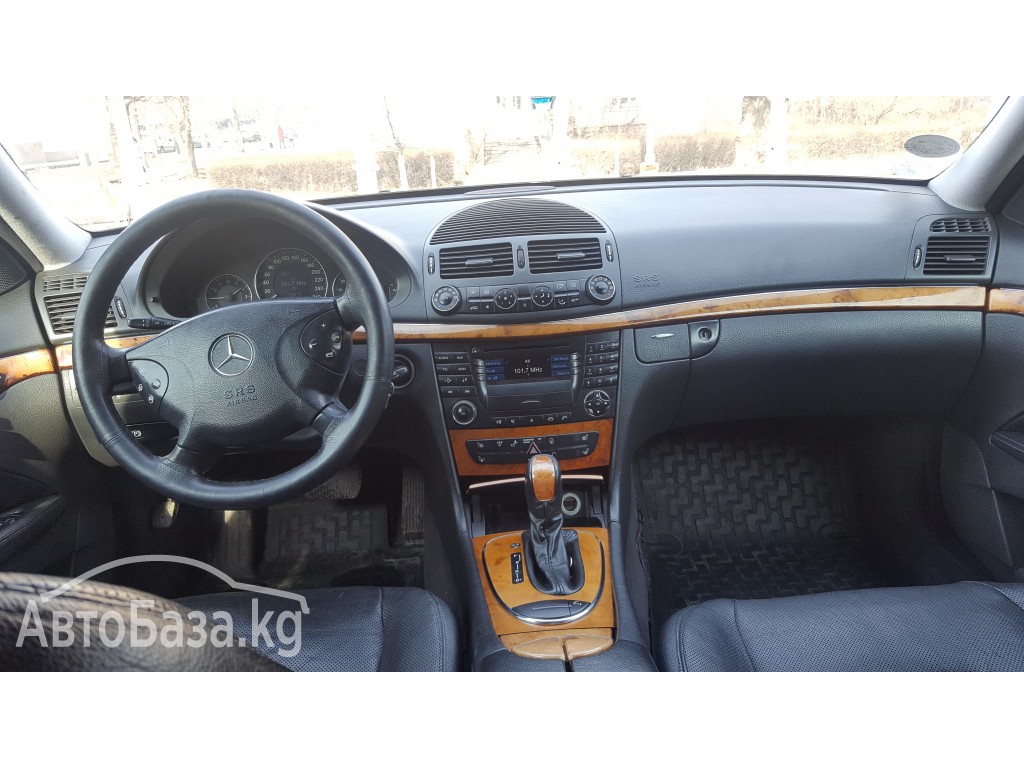 Mercedes-Benz E-Класс 2004 года за 506 000 сом