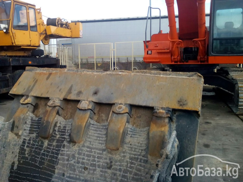 Экскаватор Hitachi ZAXIS 330LC-3