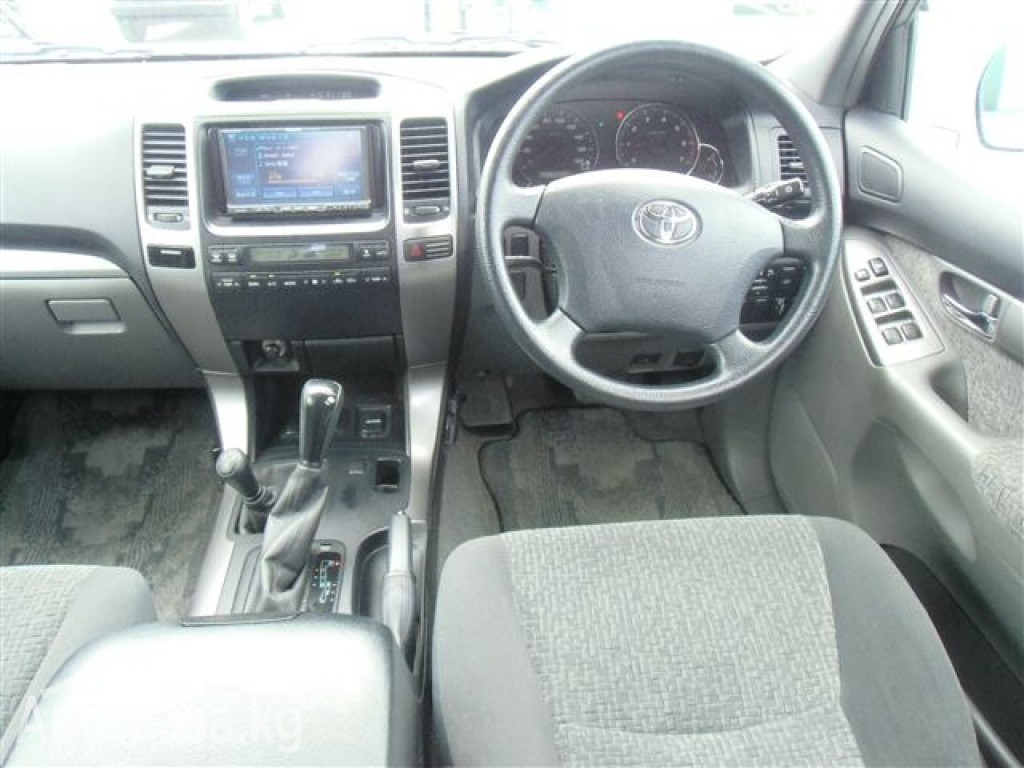 Toyota Land Cruiser Prado 2004 года за ~1 416 000 сом
