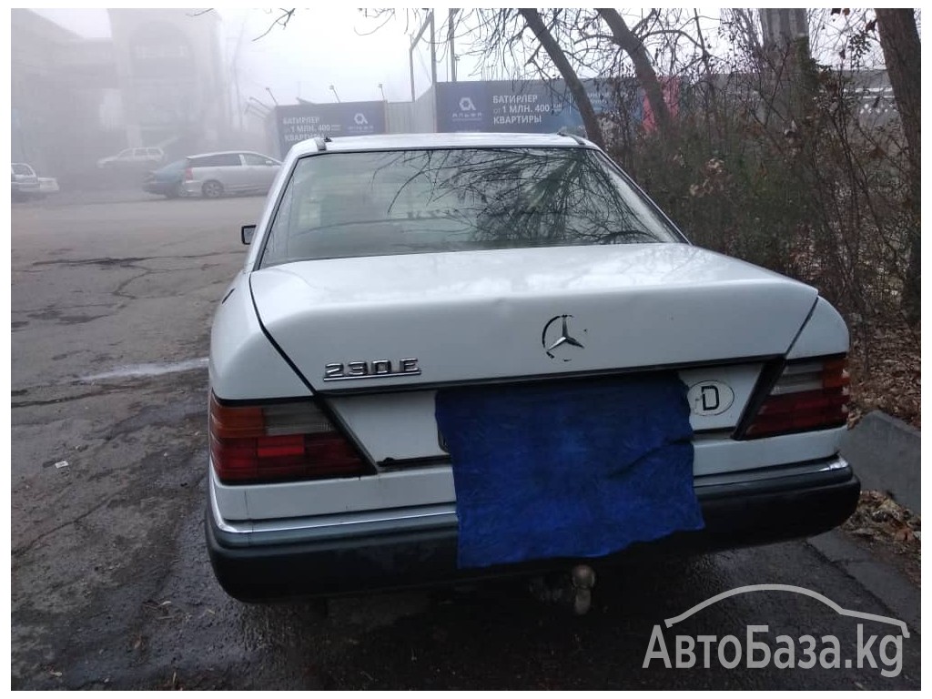 Mercedes-Benz E-Класс 1988 года за 140 000 сом