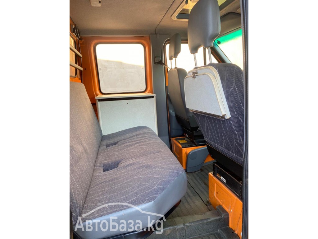 Погрузчик Mercedes Sprinter