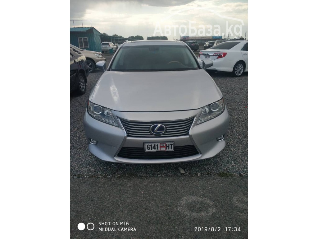 Lexus ES 2013 года за ~1 739 200 сом