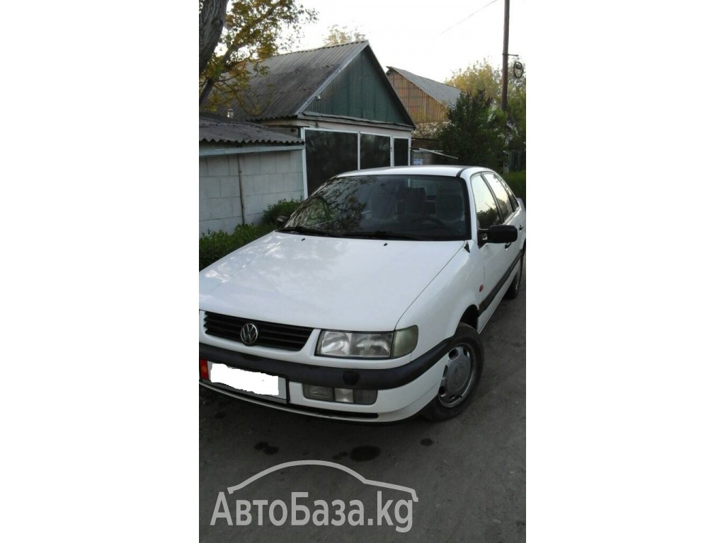 Volkswagen Passat 1994 года за ~241 400 сом