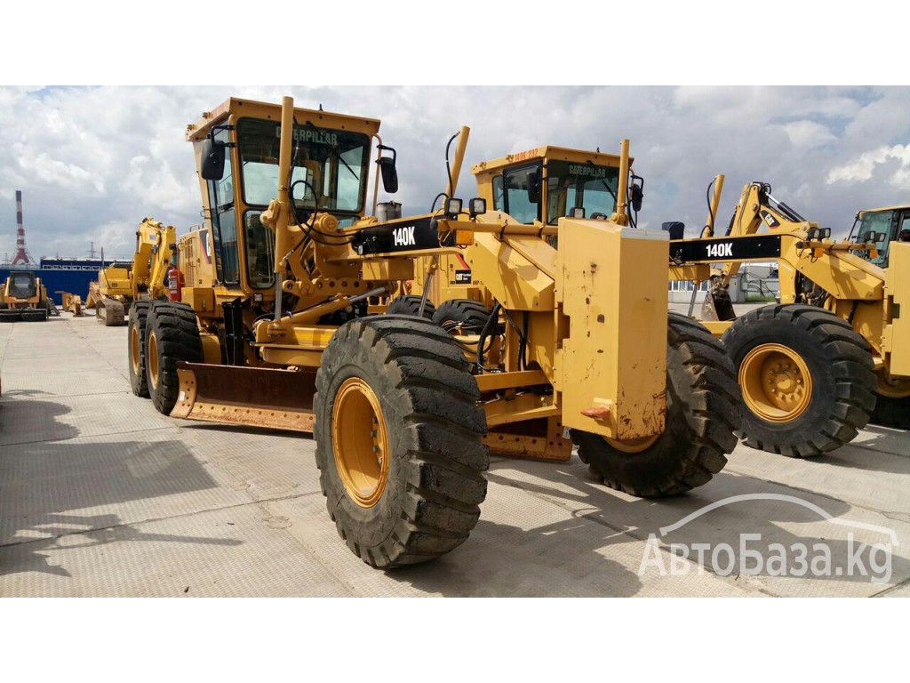 Грейдер Caterpillar 140K 