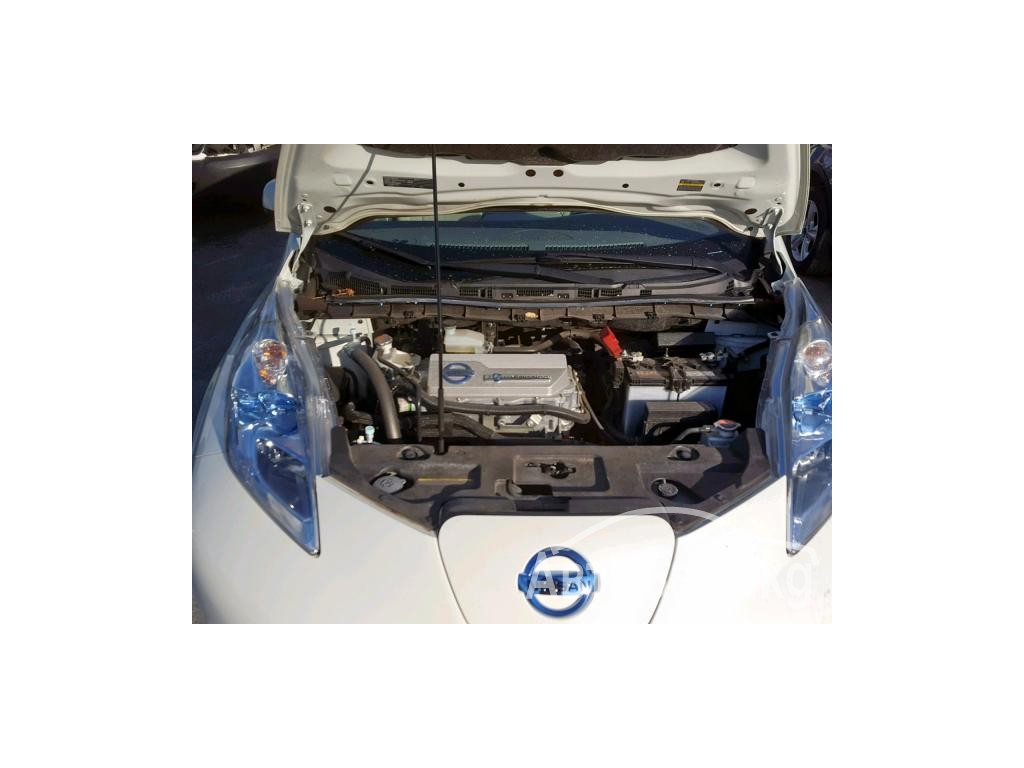 Nissan Leaf 2012 года за ~695 900 сом