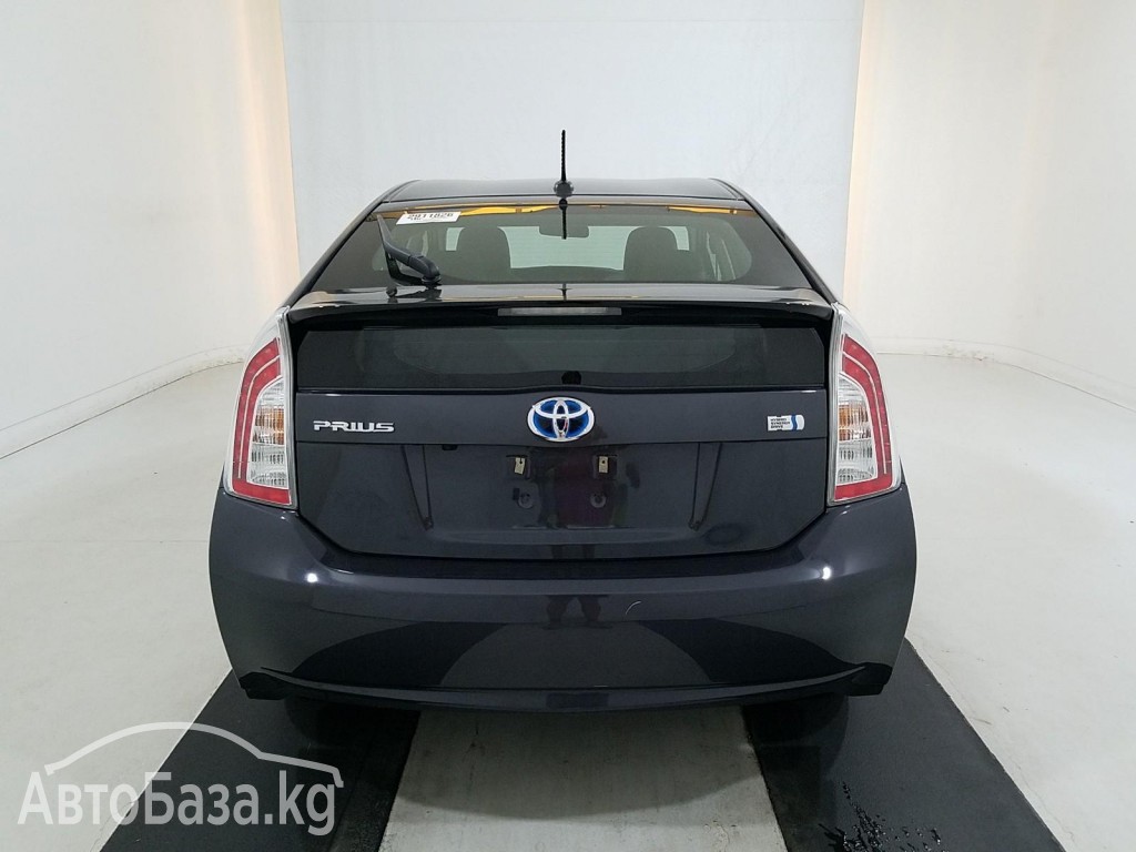 Toyota Prius 2015 года за ~1 557 600 сом
