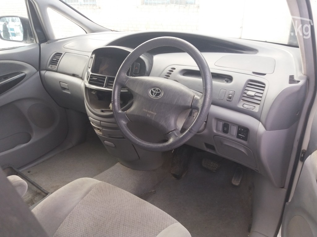 Toyota Estima 2001 года за 180 000 сом