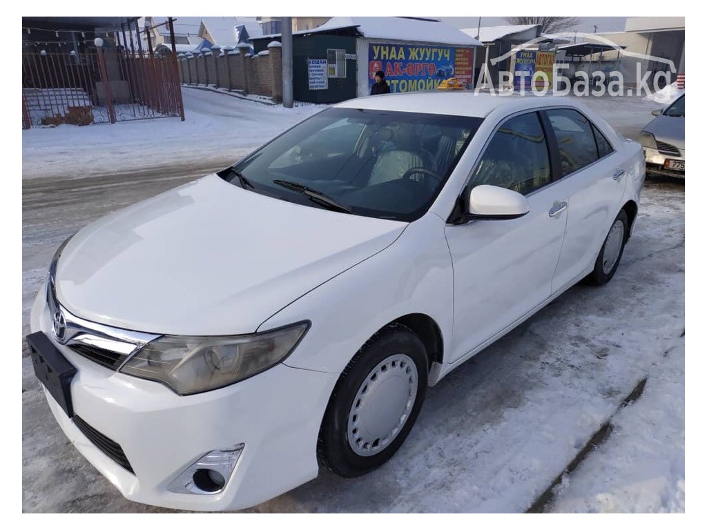 Toyota Camry 2014 года за ~939 700 сом