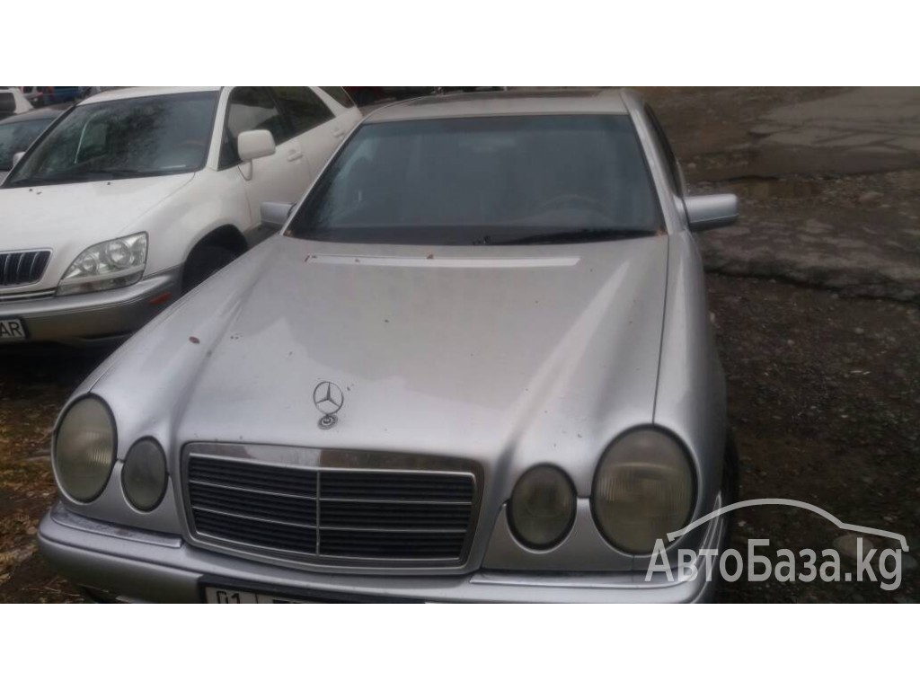 Mercedes-Benz E-Класс 1996 года за 300 000 сом