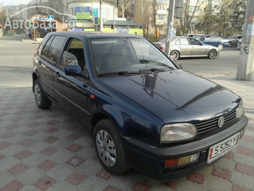 Volkswagen Golf 1993 года за ~230 800 сом