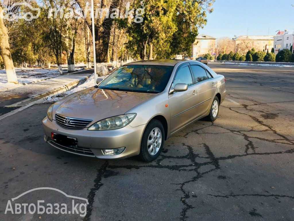 Toyota Camry 2005 года за ~695 000 сом