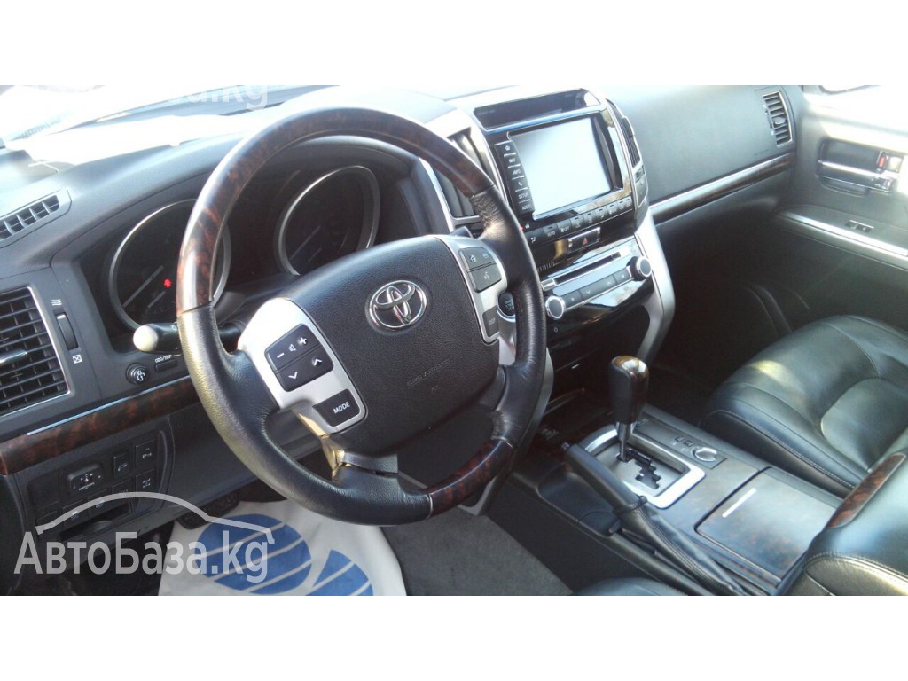 Toyota Land Cruiser 2014 года за ~3 652 200 сом