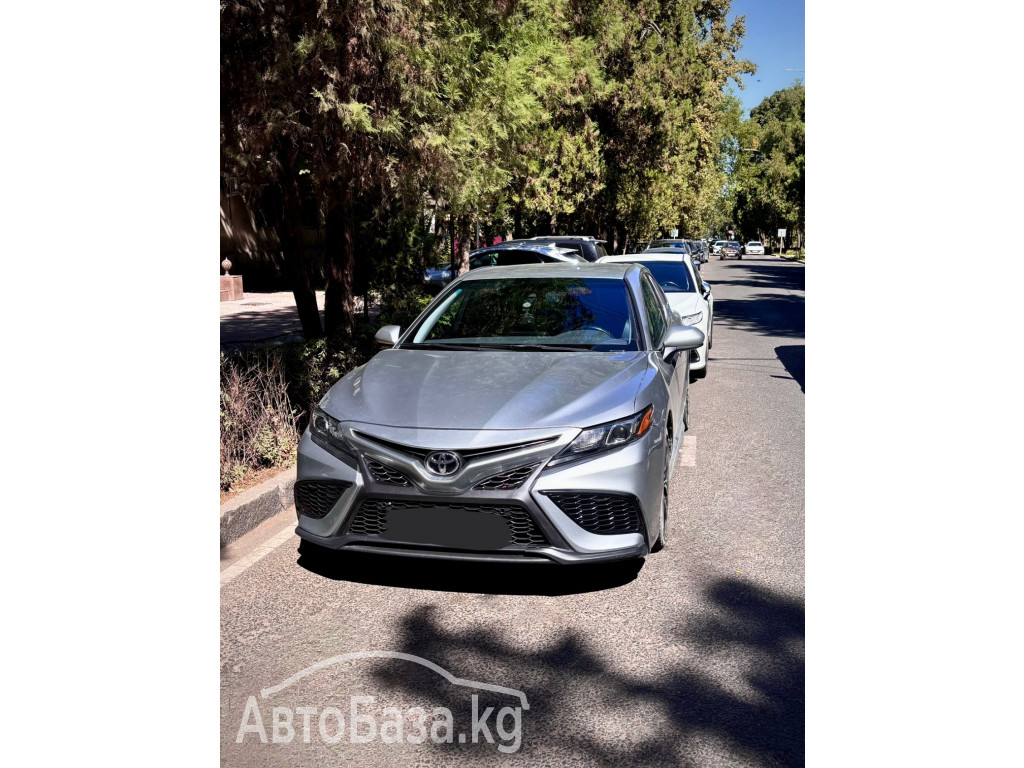 Toyota Camry 2017 года за ~1 932 800 сом