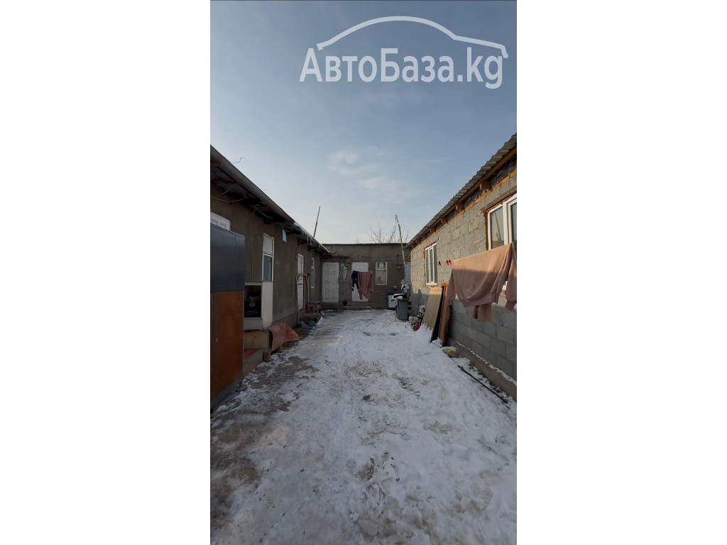 Продаю участок 8 сот., ж/м Ала-Тоо! С большим домом