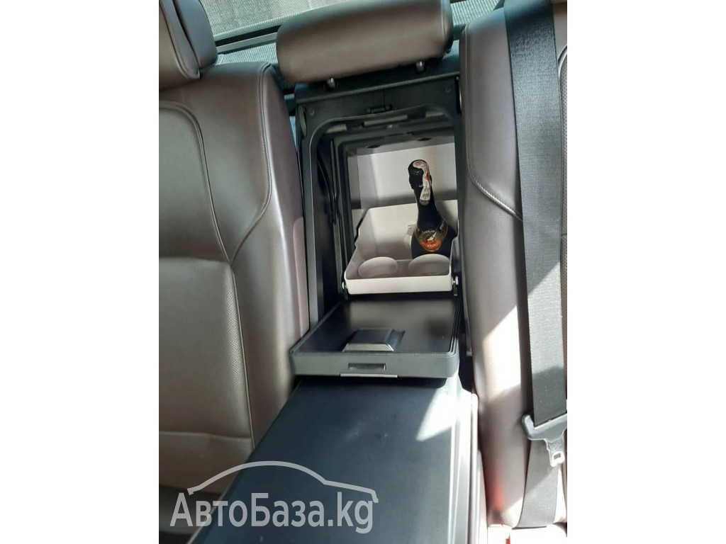 BMW 7 серия 2010 года за ~1 508 700 сом