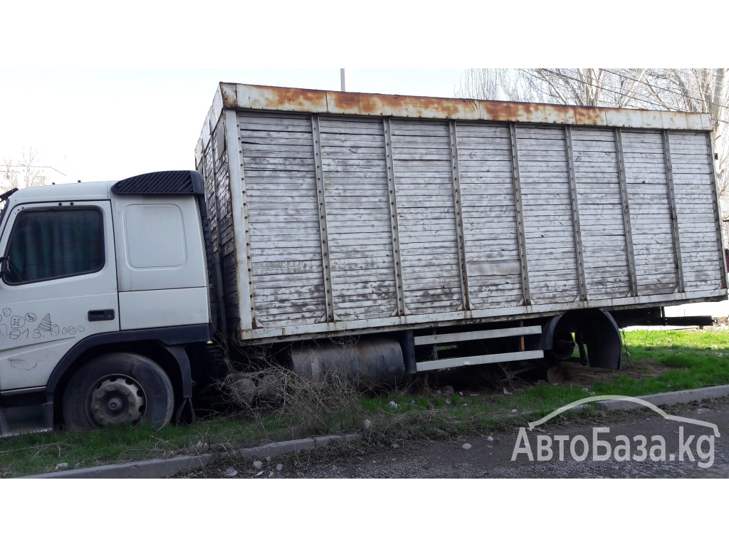 Самосвал Volvo FM 7