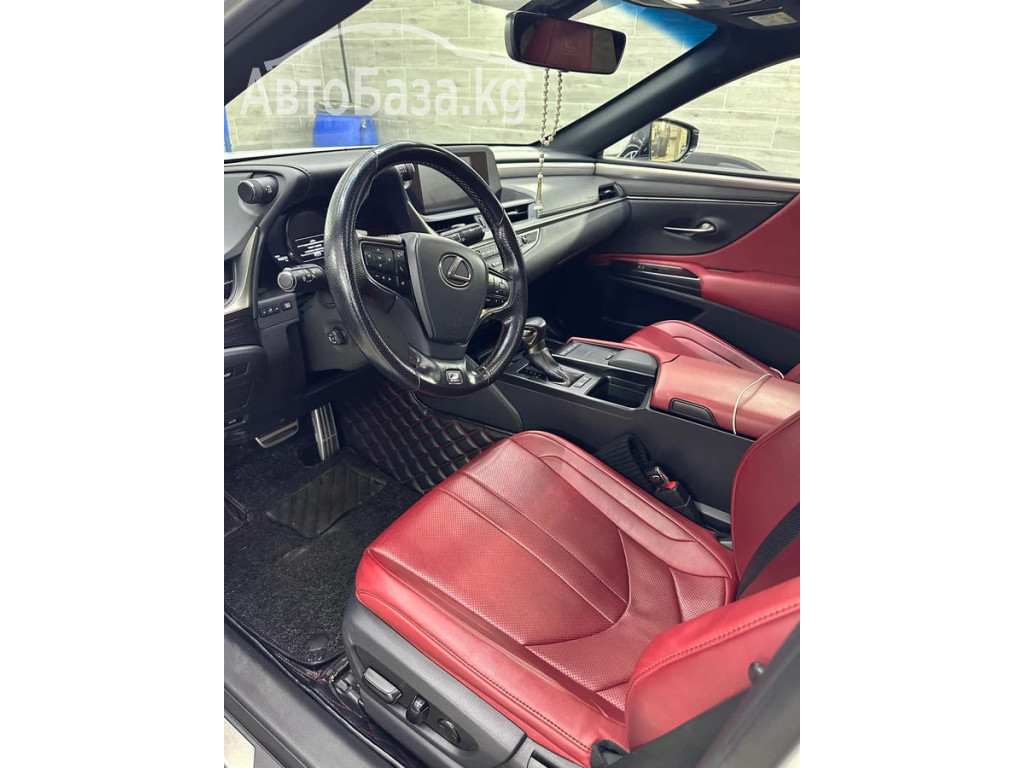 Lexus ES 2017 года за ~3 298 300 сом