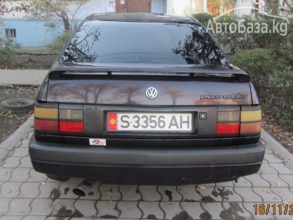 Volkswagen Passat 1992 года за ~284 500 сом