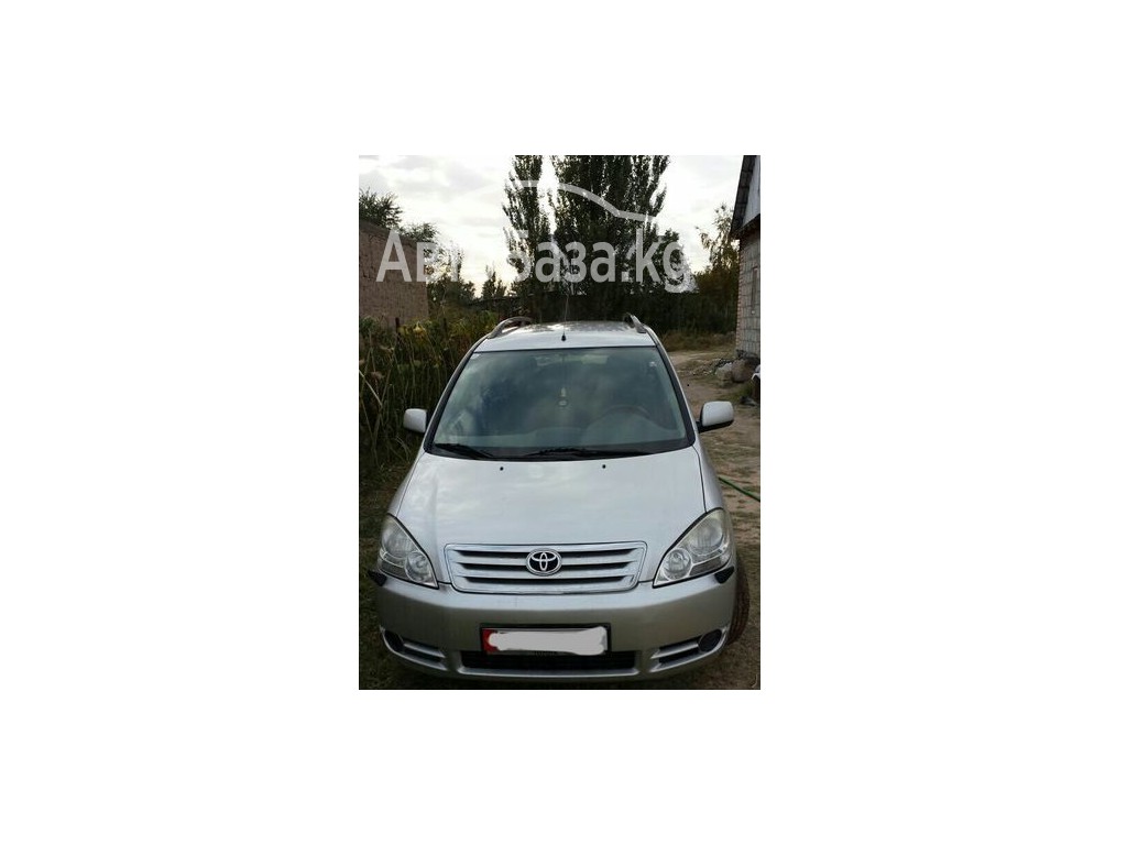 Toyota Avensis Verso 2002 года за ~560 400 сом