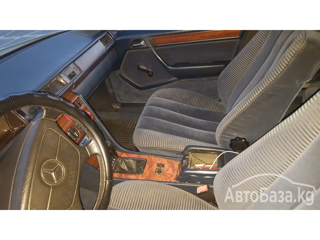 Mercedes-Benz E-Класс 1992 года за ~221 300 сом