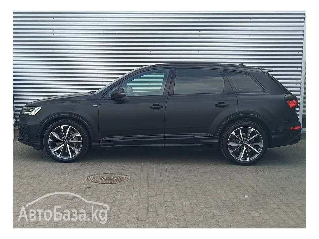 Audi Q7 2017 года за ~5 122 000 руб.